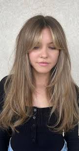 Looking for someone who can cut hair like this !! And do a balayage for a  decent price. I've been to other people and they just keep messing my bangs  up. 🤦‍♀️😂 |