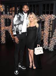 Jun 04, 2021 · khloé kardashian is standing by her man and not leaving him despite their rocky past and the controversy involving tristan thompson and a woman who claims he is the father of her child. Khloe Kardashian Mit Dieser Quote Aussert Sie Sich Zu Tristan Thompson