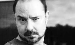 Résultat de recherche d'images pour "john scalzi in a dress photo"