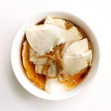 Vietnamese Silken Tofu In Ginger Syrup Dessert Tau Hu Nuoc Duong Vietnamese Home Cooking Recipes Recipe Tofu Dessert Tofu Dessert Recipes