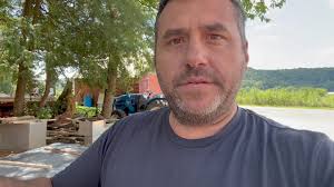 Listen to Theodore Roosevelt’s Man in the Arena speech when you need that  motivation. Here’s Walt Woodard making a speech that has helped me stay  focused and