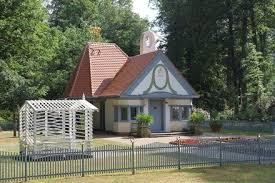 Das Prinzessinnenhaus Im Park Wolfsgarten Bild Schloss Wolfsgarten In Langen Prinzessin Haus Haus Schloss