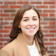 Abbey Brainard's Instagram, Twitter & Facebook