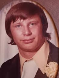 Military brat sharing high school experience