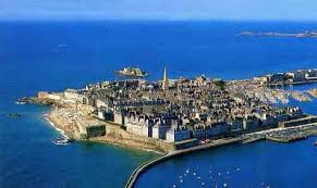 St Malo France I Want To Go Back Here One Day It Was Beautiful Saint Malo St Malo Travel Around The World
