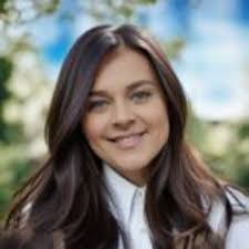 Tammy Gros's Instagram, Twitter & Facebook