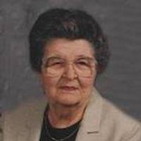 Edith Barth's Instagram, Twitter & Facebook