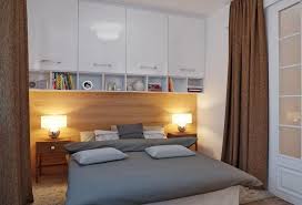 25 Kleine Schlafzimmer Die Modern Und Kreativ Gestaltet Sind Kleine Wohnung Einrichten Wohnzimmer Kleines Schlafzimmer Zimmer