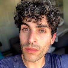 Danielle Yoakum (@DanielleYoakum)