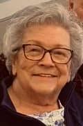 Long time Mehlville High School English teacher Carole (Williams) Hirth  passed away
