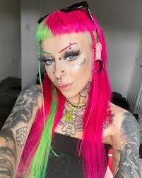 Allie Grimm's Instagram, Twitter & Facebook