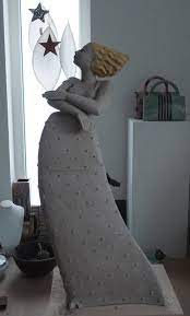 Vorhang auf für neue gardinen: Skulptur Frau Die Grosse Milva Keramik Kunst Blog