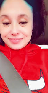 Ashlee Parisi's Instagram, Twitter & Facebook