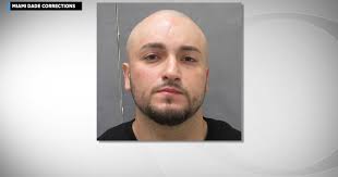 Miami-Dade police officer Donovan Rojas arrested in the Keys for DUI and  fleeing deputies