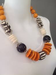Black And White Jewelry African Tribal Statement Necklace In Black White And Orange Batik Bone White Bone And Wood Wire Wr African Beads Necklace Beaded Necklace Necklace Designs