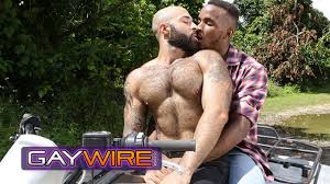 GAYWIRE - Phoenix Fellin Rides And Sucks Atlas Grants Big Dick Until He  Cums All Over His Face