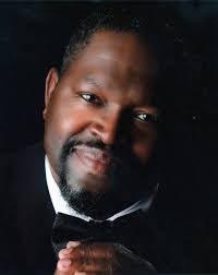 Lorenzo Morris's Instagram, Twitter & Facebook