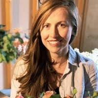 Ashley Krupp's Instagram, Twitter & Facebook