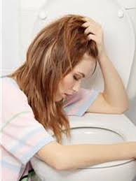 Concernant les maux de tête secondaires, la cause en est une autre maladie, par exemple la grippe ou une inflammation des fosses nasales voisines, ou encore des maladies et états graves, voire mettant la vie en danger. Les Nausees Peuvent Avoir De Nombreuses Causes