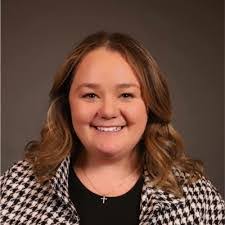 Lori Kirkendall's Instagram, Twitter & Facebook