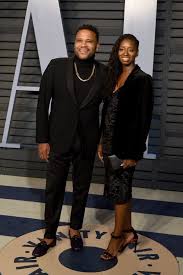 The duo tied the knot in 1995 at a family ceremony. Anthony Anderson Of To Tell The Truth Has Been Married To Alvina Stewart For 24 Years But It S Not Always Been Easy