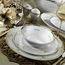 83 parça yemek takımı arıyorsan site site dolaşma! Kutahya Porselen 83 Parca 9319 Desenli Yemek Takimi Alkapida Com
