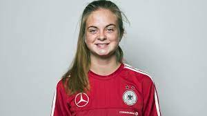 Die visualisierungen zu sina krassin werden von north data zur weiterverwendung unter einer creative commons lizenz zur verfügung gestellt. Sina Buhler Spielerinnenprofil Dfb Datencenter