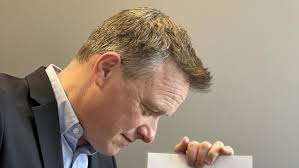 Avec son collectif, cet (ancien) Normand réclame le droit de diffuser les  visages des voleurs