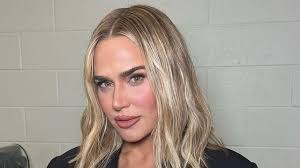 Former AEW star CJ Perry (fka Lana) asks for prayers after serious life  update