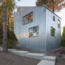 10 Innovative Homes Built On Extremely Tight Budgets