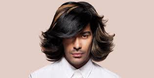 Gone are those days when one had to go feel comfortable: Looks Salon Top Unisex Hair Salon Chain In India Hairdressers