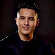 Leaving Snowflake to build Zipf AI, a new business for web data