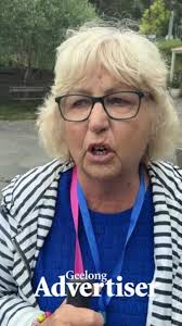 Hollywood star Jessica Alba spotted in Currumbin Gold Coast