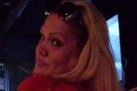 Stephanie Leaming's Instagram, Twitter & Facebook