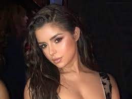 Photogallery of demi rose updates weekly. Famous Sexica From The Eyes Of The Paparazz No Makeup All Veiled But The Boys Must Have Been Happy