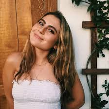 Artistic entrepreneur turns passion into business