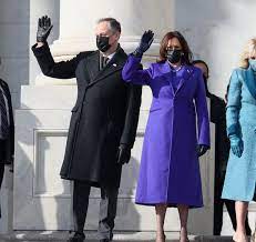 I wouldn't be surprised if we see her show up to the inauguration ball in a beautifully woven banarsi sari, fashion designer bibhu mohapatra said in a phone interview. Kamala Harris Wears Christopher John Rogers To 2021 Inauguration