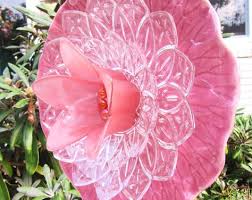 These are some the glass flowers that i make. 92 Garden Art Glass Flowers Ideas Glass Flowers Garden Art Glass Garden Art