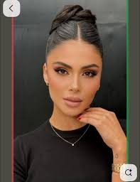 Who can do sleek hairstyles and makeup in Austin North?