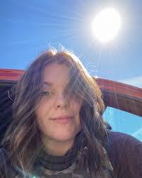 Sarah Silverthorn's Instagram, Twitter & Facebook