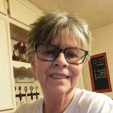 Hedy Thomas's Instagram, Twitter & Facebook