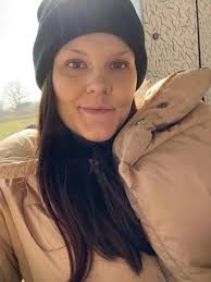 Imorgon missar jag pridetåget tyvärr men håller fanan högt i norra Italien.  I Padova försöker man hålla högerextermismen borta och målar prideflaggan  över cykelbanorna. Love is love alltid, överallt och inkluderar alla