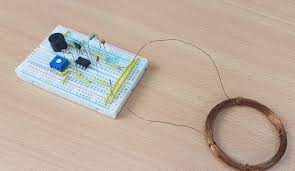Motivation to that came from repeatedly sawing into hidden metal inside wood with my chainsaw mill, and ruining my saw chain. Metal Detector Circuit Diagram And Working