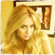 Marcelina zawadzka (born 25 january 1989) is a polish model and beauty pageant titleholder who was crowned miss polonia 2011 and represented her country in miss universe 2012. Miss Polonia 2011 Marcelina Zawadzka Na Zgrupowaniu Miss Universe 2012 Foto Filmy Dziennik Baltycki