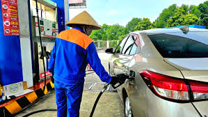 Kinh doanh thua lỗ, một số "ông lớn" xăng dầu xin giảm nhập hàng