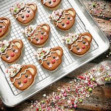 Cute Christmas Cookies 2019 Edition Cute Christmas Cookies Christmas Sugar Cookies Royal Icing Christmas Cookies
