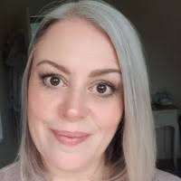 Kimberley Everett's Instagram, Twitter & Facebook