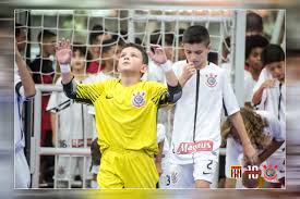 A equipe, iniciada em 1997 e desativada por alguns anos. Sub 18 E Sub 12 Do Timao Vencem Jogos De Ida Da Final Do Campeonato Metropolitano De Futsal