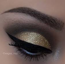 Black And Gold Eye Makeup Step By Step Makeup Ideas With Colors Black And Gold Easy Google Search Cheer Makeup Black Gold Nails Black Eye Makeup