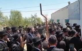 46° 11' 0 north, 21° 19' 0. Clashes Erupt In Arad After Police Raid Building That Was Turned Into Synagogue The Times Of Israel